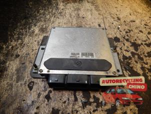 Używane Komputer sterowania silnika Peugeot 307 (3A/C/D) 2.0 16V Cena € 50,00 Procedura marży oferowane przez Autorecycling Chino B.V.