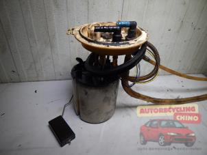 Używane Elektryczna pompa paliwa Skoda Superb Combi (3TAC/TAF) 2.0 TDI 16V Cena € 50,00 Procedura marży oferowane przez Autorecycling Chino B.V.