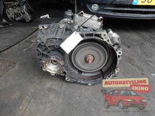 Używane Skrzynia biegów Skoda Superb Combi (3TAC/TAF) 2.0 TDI 16V Cena € 500,00 Procedura marży oferowane przez Autorecycling Chino B.V.