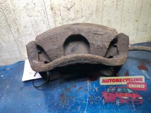 Używane Zacisk hamulcowy prawy przód Honda CR-V (RD5/6/7/8) 2.0i 16V VTEC Cena € 40,00 Procedura marży oferowane przez Autorecycling Chino B.V.