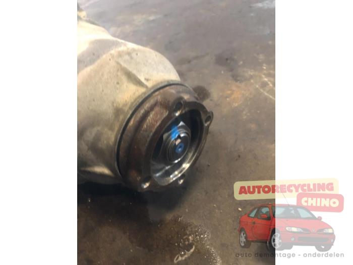 Bakre differential från en Honda CR-V (RD5/6/7/8) 2.0i 16V VTEC 2006