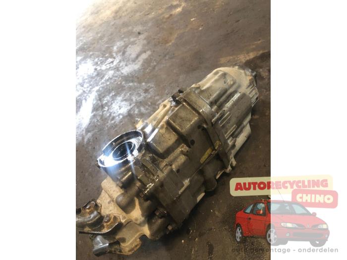 Bakre differential från en Honda CR-V (RD5/6/7/8) 2.0i 16V VTEC 2006