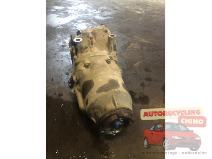 Bakre differential från en Honda CR-V (RD5/6/7/8) 2.0i 16V VTEC 2006