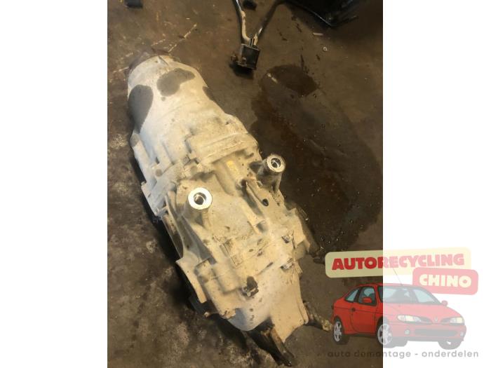 Bakre differential från en Honda CR-V (RD5/6/7/8) 2.0i 16V VTEC 2006