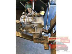 Używane Skrzynia biegów Honda CR-V (RD5/6/7/8) 2.0i 16V VTEC Cena € 450,00 Procedura marży oferowane przez Autorecycling Chino B.V.