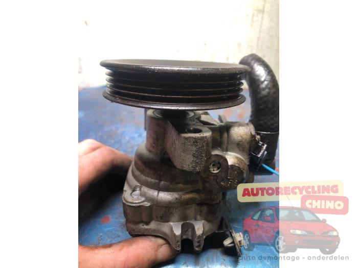 Servostyrningspump från en Kia Picanto (BA) 1.0 12V 2006