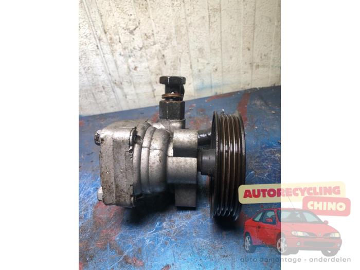 Servostyrningspump från en Kia Picanto (BA) 1.0 12V 2006