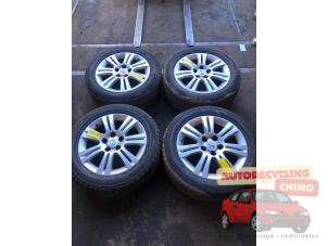 Używane Zestaw felg sportowych + opony Opel Zafira (M75) 1.7 CDTi 16V Cena € 200,00 Procedura marży oferowane przez Autorecycling Chino B.V.