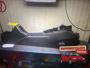 Begagnade Mittkonsol Citroen C3 (SC) 1.2 VTi 82 12V Pris € 50,00 Marginaltabell erbjuds av Autorecycling Chino B.V.