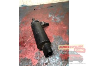 Begagnade Pump, vindrutespolare Audi Q3 (8UB/8UG) 2.0 TDI 16V 120 Pris € 15,00 Marginaltabell erbjuds av Autorecycling Chino B.V.