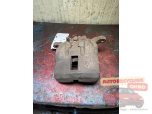 Używane Zacisk hamulcowy prawy przód Honda Civic (FK/FN) 1.4i Type S 16V Cena € 40,00 Procedura marży oferowane przez Autorecycling Chino B.V.