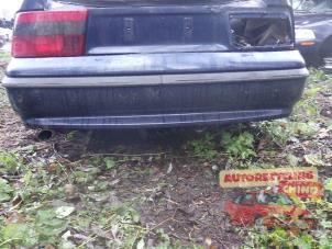 Begagnade Bakre stötfångare Opel Calibra 2.0i 16V Pris € 75,00 Marginaltabell erbjuds av Autorecycling Chino B.V.