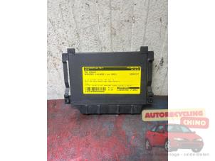 Używane Modul czujników parkowania Mercedes C Combi (S203) 2.0 C-200K 16V Cena € 35,00 Procedura marży oferowane przez Autorecycling Chino B.V.