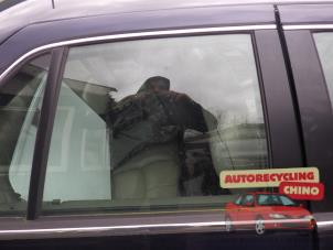 Begagnade Dörrfönster, 4-dörrars, höger bak Cadillac Seville (K-body) 4.6 STS/North Star V8 32V Pris € 60,00 Marginaltabell erbjuds av Autorecycling Chino B.V.