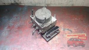 Begagnade ABS-pump Opel Corsa D 1.0 Pris € 150,00 Marginaltabell erbjuds av Autorecycling Chino B.V.