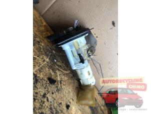 Używane Pompa benzynowa Daihatsu Sirion/Storia (M1) 1.0 12V DVVT Cena € 35,00 Procedura marży oferowane przez Autorecycling Chino B.V.