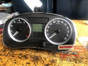 Używane Tablica rozdzielcza Skoda Fabia II Combi 1.4i 16V Cena € 75,00 Procedura marży oferowane przez Autorecycling Chino B.V.