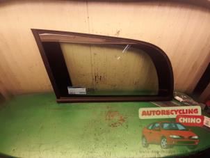 Gebruikte Extra Ruit 4Deurs rechts-achter Opel Astra G Caravan (F35) 1.8 16V Prijs € 40,00 Margeregeling aangeboden door Autorecycling Chino B.V.