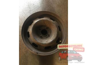 Begagnade Hjul Peugeot 307 (3A/C/D) 1.6 HDi 16V Pris € 25,00 Marginaltabell erbjuds av Autorecycling Chino B.V.