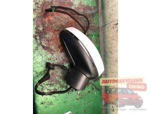 Używane Lusterko zewnetrzne prawe Audi A1 Sportback (8XA/8XF) 1.4 TDI Ultra 12V Cena € 100,00 Procedura marży oferowane przez Autorecycling Chino B.V.