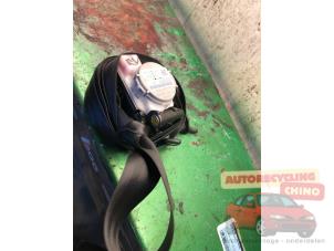 Używane Pas bezpieczenstwa prawy przód Audi A1 Sportback (8XA/8XF) 1.4 TDI Ultra 12V Cena € 120,00 Procedura marży oferowane przez Autorecycling Chino B.V.