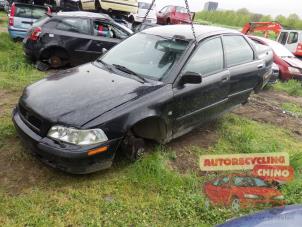 Używane Lusterko zewnetrzne lewe Volvo S40 (VS) 1.8 16V Cena € 35,00 Procedura marży oferowane przez Autorecycling Chino B.V.