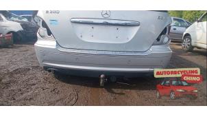 Begagnade Bakre stötfångare Mercedes R (W251) 3.0 280 CDI 24V Pris € 250,00 Marginaltabell erbjuds av Autorecycling Chino B.V.