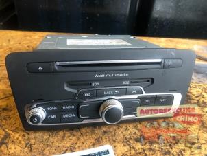 Używane Jednostka multimedialna Audi A1 (8X1/8XK) 1.4 TFSI 16V 125 Cena € 450,00 Procedura marży oferowane przez Autorecycling Chino B.V.