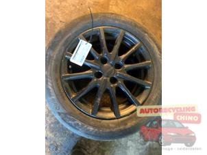 Używane Zestaw felg sportowych + opony Kia Rio III (UB) 1.2 CVVT 16V Cena € 250,00 Procedura marży oferowane przez Autorecycling Chino B.V.
