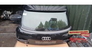 Używane Tylna klapa Audi A1 Sportback (8XA/8XF) 1.4 TDI Ultra 12V Cena € 150,00 Procedura marży oferowane przez Autorecycling Chino B.V.