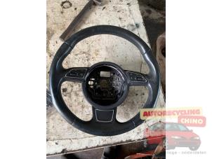 Używane Kierownica Audi A1 Sportback (8XA/8XF) 1.4 TDI Ultra 12V Cena € 120,00 Procedura marży oferowane przez Autorecycling Chino B.V.