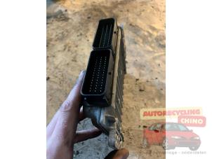 Begagnade Dator, motorstyrning Renault Scénic I (JA) 1.4 16V Pris € 70,00 Marginaltabell erbjuds av Autorecycling Chino B.V.