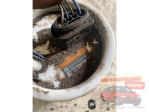 Begagnade Bensinpump Volkswagen Fox (5Z) 1.2 Pris € 35,00 Marginaltabell erbjuds av Autorecycling Chino B.V.