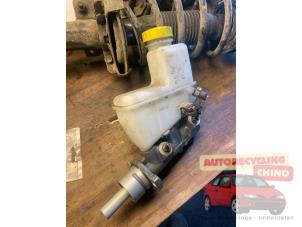 Gebruikte Hoofdremcilinder Fiat Stilo (192A/B) 1.6 16V 3-Drs. Prijs € 25,00 Margeregeling aangeboden door Autorecycling Chino B.V.