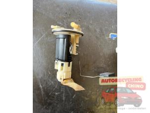 Używane Pompa benzynowa Daihatsu YRV (M2) 1.0 12V DVVT STi Cena € 35,00 Procedura marży oferowane przez Autorecycling Chino B.V.