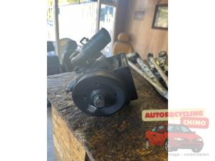 Używane Pompa wspomagania kierownicy Chevrolet Matiz (M200) 0.8 S,SE Cena € 40,00 Procedura marży oferowane przez Autorecycling Chino B.V.