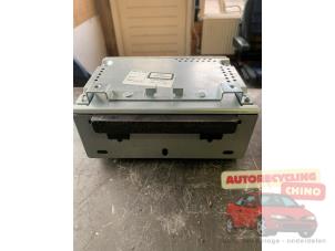 Używane Modul radiowy Ford Fiesta 6 (JA8) 1.25 16V Cena € 120,00 Procedura marży oferowane przez Autorecycling Chino B.V.