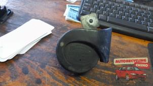 Używane Klakson Audi A1 (8X1/8XK) 1.0 TFSI 12V Cena € 20,00 Procedura marży oferowane przez Autorecycling Chino B.V.