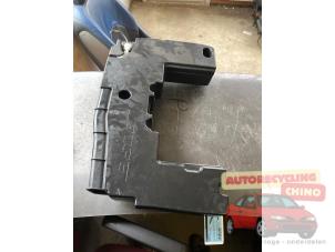 Używane Subwoofer Audi A1 (8X1/8XK) 1.2 TFSI Cena € 75,00 Procedura marży oferowane przez Autorecycling Chino B.V.