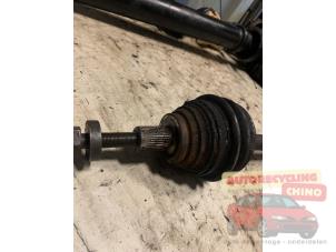 Begagnade Drivaxel, vänster fram Audi A3 (8P1) 1.6 Pris € 35,00 Marginaltabell erbjuds av Autorecycling Chino B.V.