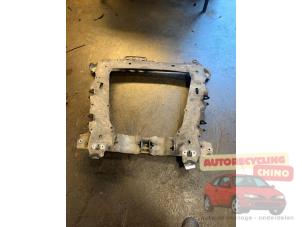 Begagnade Underram Renault Clio II (BB/CB) 1.4 16V Pris € 70,00 Marginaltabell erbjuds av Autorecycling Chino B.V.