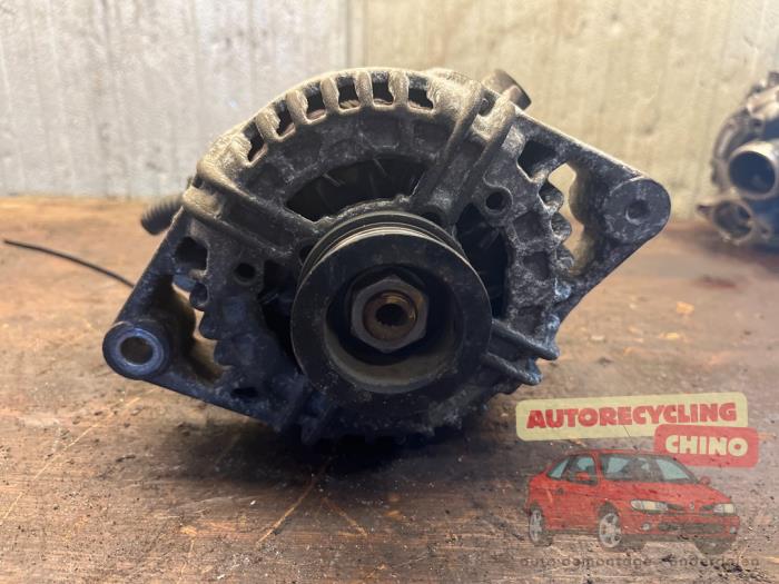 Dynamo från en Opel Zafira (F75) 1.8 16V 2004