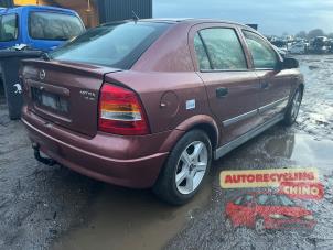 Gebruikte Driehoeks Ruit rechts-achter Opel Astra G (F08/48) 1.6 16V Prijs € 40,00 Margeregeling aangeboden door Autorecycling Chino B.V.