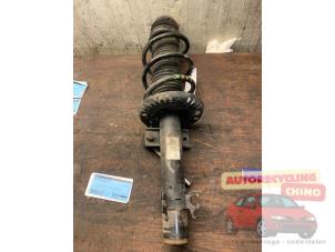 Używane Amortyzator wstrzasów lewy przód Audi A1 (8X1/8XK) 1.4 TFSI 16V 125 Cena € 50,00 Procedura marży oferowane przez Autorecycling Chino B.V.