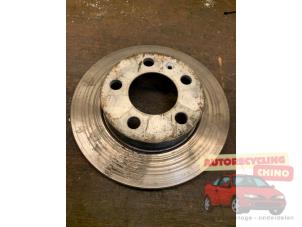 Używane Tarcza hamulcowa tyl Audi A1 (8X1/8XK) 1.4 TFSI 16V 125 Cena € 20,00 Procedura marży oferowane przez Autorecycling Chino B.V.