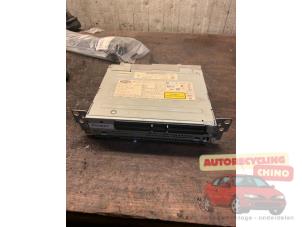 Używane Modul radiowy BMW 3 serie (F30) 320d 2.0 16V EfficientDynamicsEdition Cena € 250,00 Procedura marży oferowane przez Autorecycling Chino B.V.