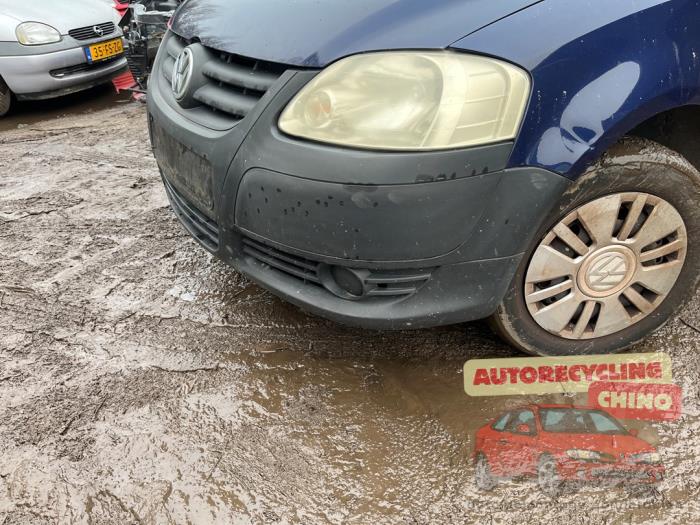 Voorbumper van een Volkswagen Fox (5Z) 1.2 2005