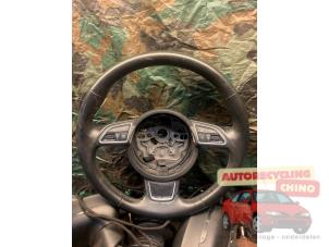 Używane Kierownica Audi A1 (8X1/8XK) 1.4 TFSI 16V 125 Cena € 125,00 Procedura marży oferowane przez Autorecycling Chino B.V.