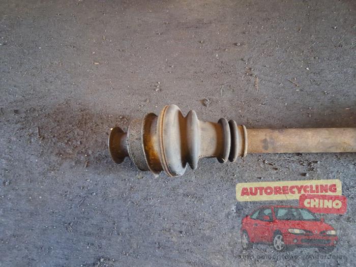 Drivaxel, höger fram från en Renault Express/Rapid/Extra 1.1 1987