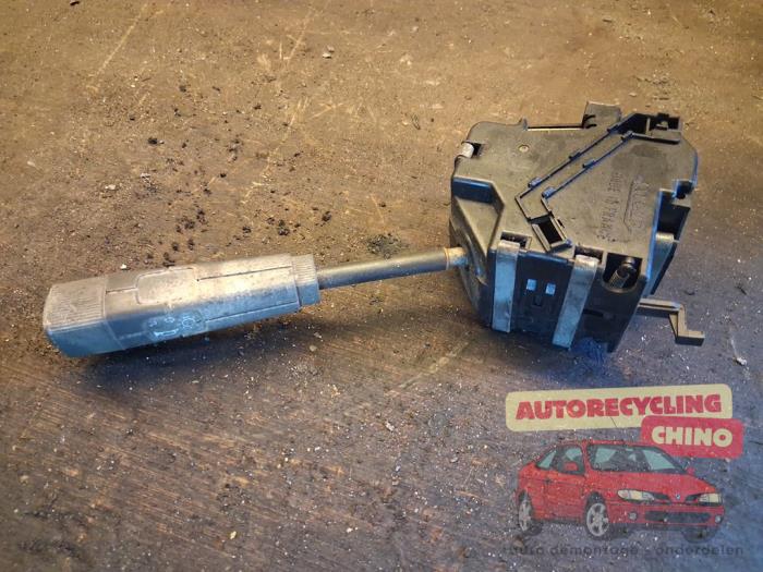 Ljusbrytare från en Renault Express/Rapid/Extra 1.1 1987